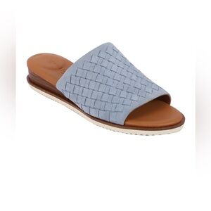 Gentle souls wedge Women's Blue Woven Slide Sandals